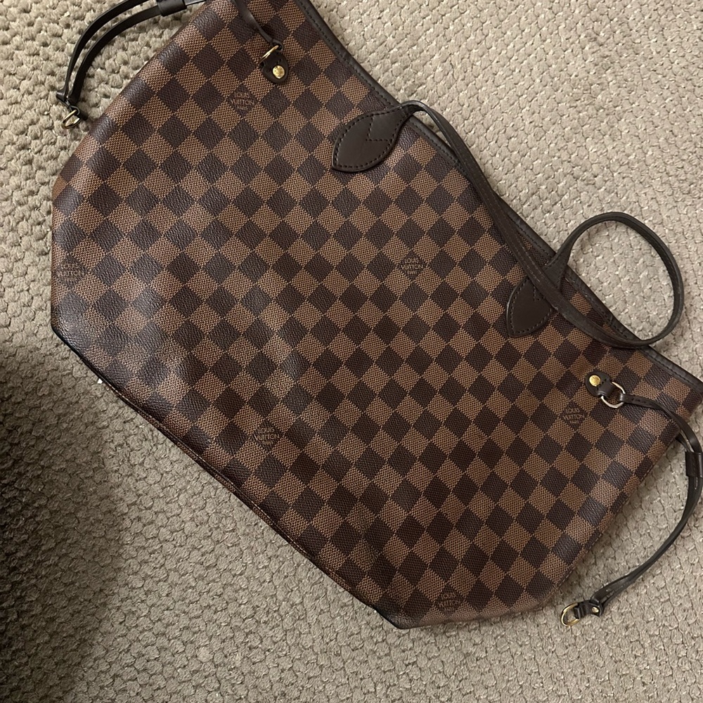 Louis Vuitton Neverfull MM